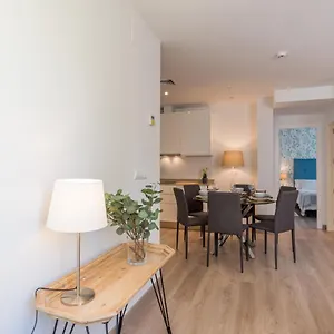 https://urbe10-atarazanas-premium-2-bedrooms-apartment-9.1costadelsol.com