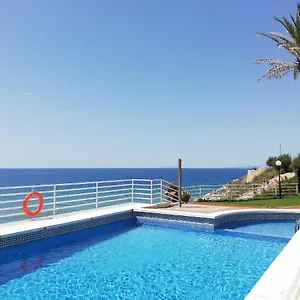 https://cala-llenguadets.top-hotels-tarragona.com